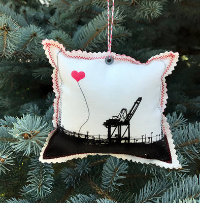 Oakland Single Crane Fabric Ornament - noteify