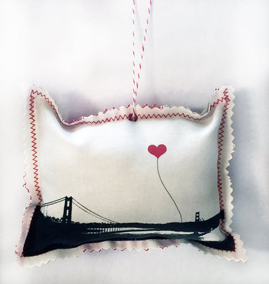San Francisco Golden Gate Bridge Wideshot Fabric Ornament - noteify