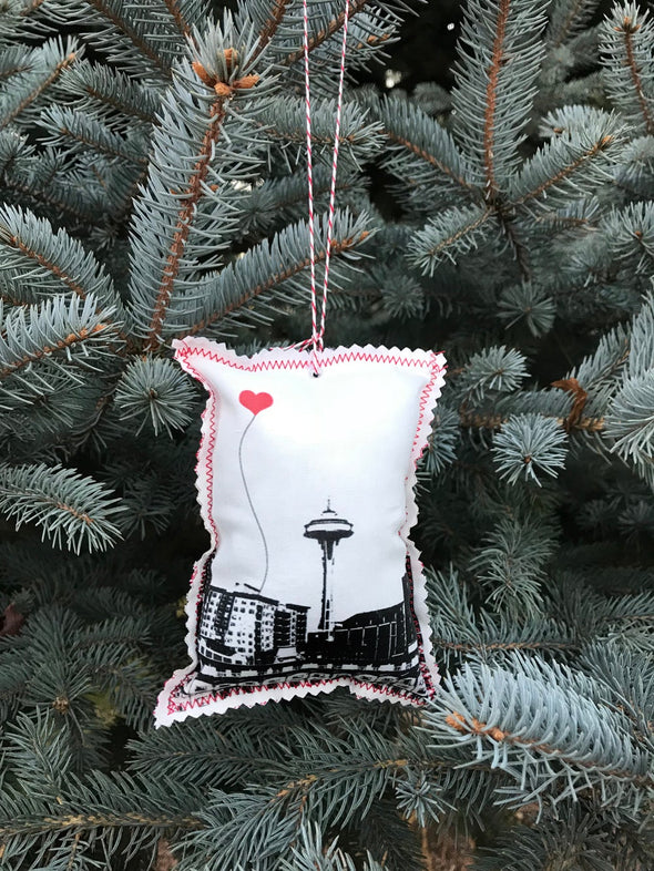 Seattle Space Needle Fabric Ornament - noteify